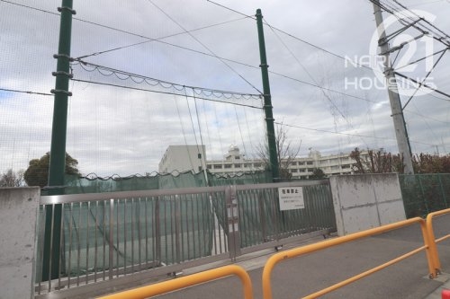 東久留米市金山町２丁目の土地(東久留米市立東中学校)