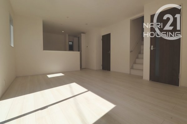 リーブルガーデン　福生市熊川　新築　全1棟