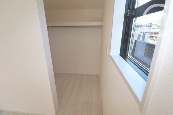 リーブルガーデン　福生市熊川　新築　全1棟