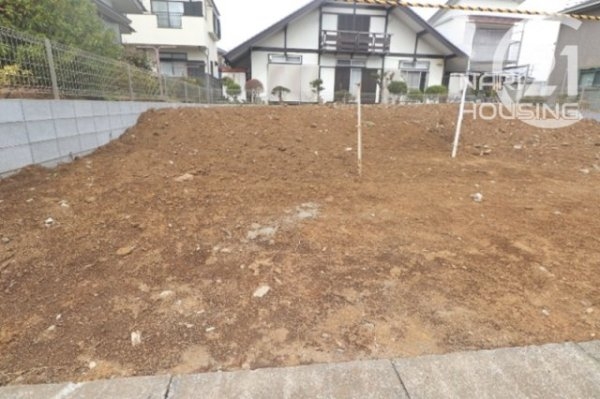 武蔵村山市三ツ藤１丁目の土地