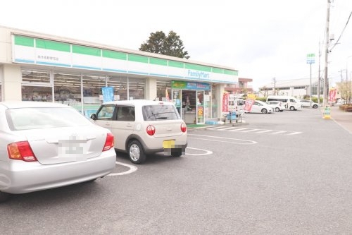 リーブルガーデン　あきる野市草花　新築　全1棟(ファミリーマート　あきる野草花店)