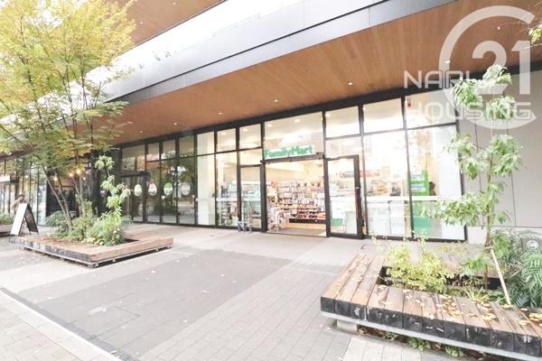 シティコープ立川(ファミリーマート立川グリーンスプリングス店)