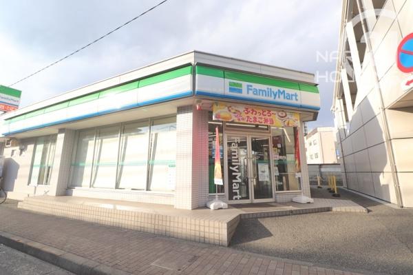 エルシオ玉川上水(ファミリーマート玉川上水駅西店)