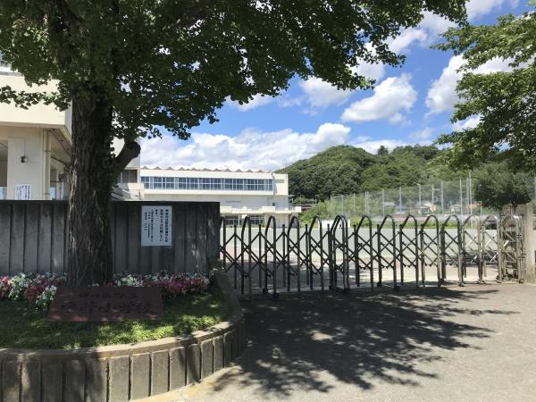 西多摩郡日の出町大字平井の土地(日の出町立平井小学校)