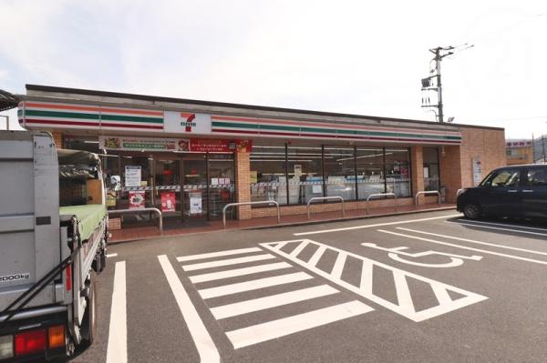 リーブルガーデン　あきる野市高尾　新築　全6棟　2号棟(セブンイレブン　武蔵五日市駅前店)
