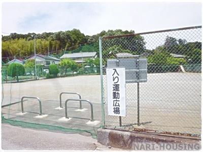 武蔵村山市中藤4丁目　新築　全12棟　12号棟(入り運動広場)