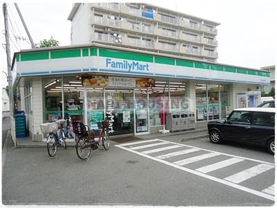 トーカンマンション立川第２(ファミリーマート立川富士見町店)
