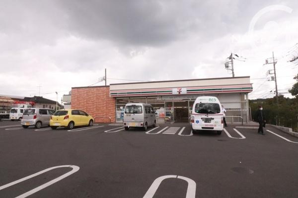 羽村市羽中２丁目の土地(セブン-イレブン羽村羽加美１丁目店)