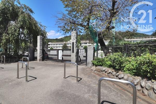 あきる野市草花の中古一戸建て(あきる野市立多西小学校)