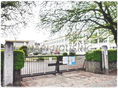 昭島市中神町の土地(昭島市立富士見丘小学校)