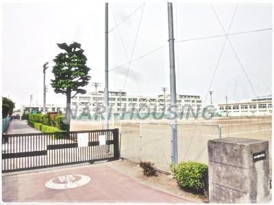 昭島市中神町の土地(昭島市立昭和中学校)