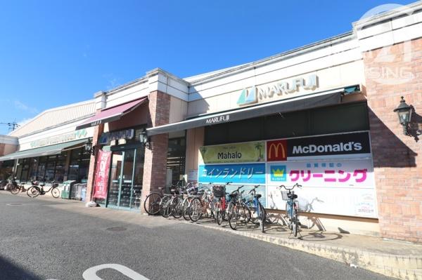 あきる野市草花の土地(西武信用金庫　マルフジ福生店内出張所)