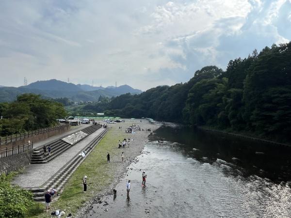 あきる野市小中野の中古一戸建て(秋川橋河川公園バーベキューランド)