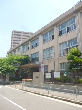プレサンスロジェ大正三軒家東サウスビュー(大阪市立三軒家東小学校)