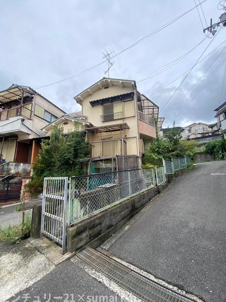 東大阪市六万寺町１丁目の中古一戸建て