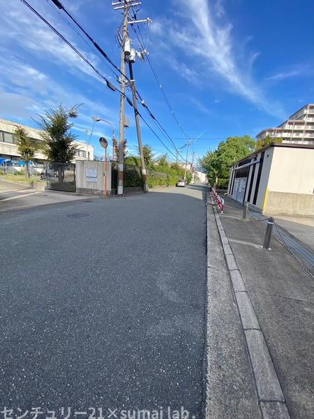 八戸ノ里ニュースカイハイツ