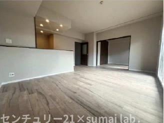 ローレルスクエア近鉄吉田２番館