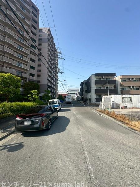 ローレルスクエア近鉄吉田３番館