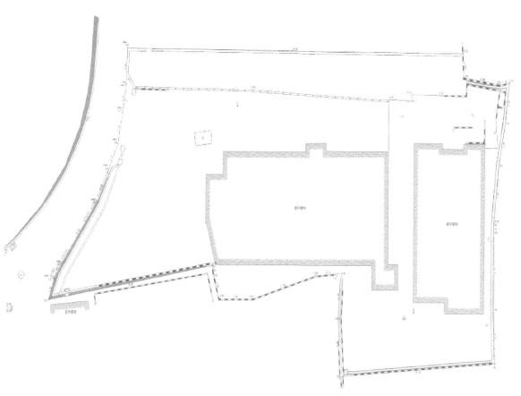 横小路町／建築条件無土地