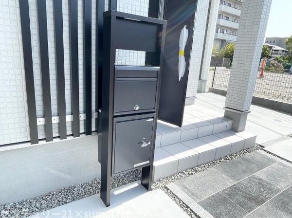 東大阪市中鴻池町３丁目の中古一戸建て