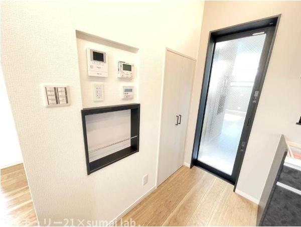 東大阪市中鴻池町３丁目の中古一戸建て
