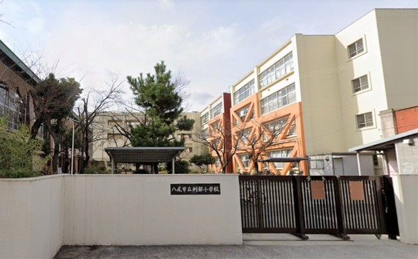 八尾市刑部2丁目の土地(八尾市立刑部小学校)