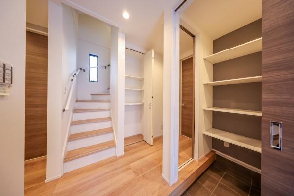 eLA／Boエラボ　SERIES　瓢箪山町　B号地