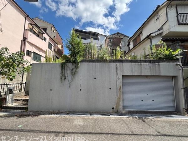 東大阪市六万寺町１丁目の土地