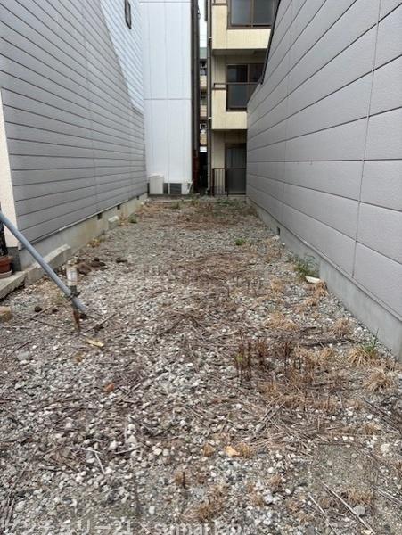 荒川／建築条件無土地