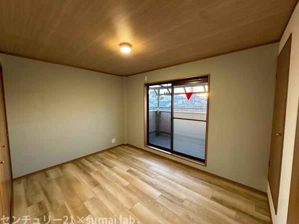 東大阪市高井田西1丁目の中古一戸建て(洋室)