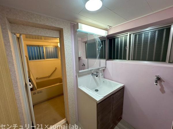 東大阪市加納3丁目の中古一戸建て(洗面台・洗面所)