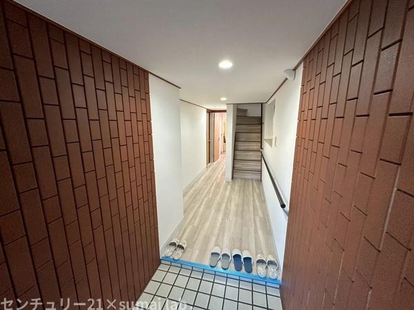 東大阪市加納3丁目の中古一戸建て(玄関)