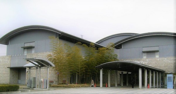 東大阪市新池島町２丁目の土地(八尾市立福万寺町市民運動広場)