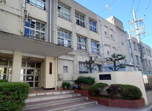 大阪市城東区成育５丁目の中古一戸建て(大阪市立成育小学校)