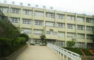 東大阪市布市町２丁目の中古一戸建て(東大阪市立孔舎衙中学校)