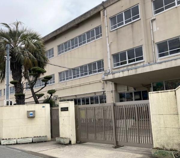 松原市天美南１丁目の土地(松原市立松原第二中学校)