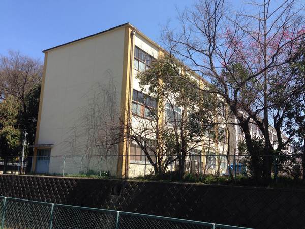 京都市山科区西野大鳥井町の土地(京都市立山階南小学校)