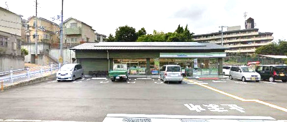 朝日プラザ伏見東(ファミリーマート伏見日野西風呂店)