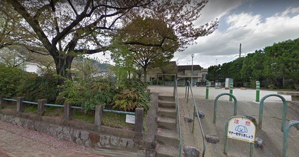 京都市山科区西野山中鳥井町の土地(中鳥井南児童公園)