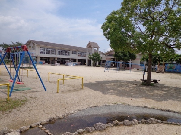 大津市南志賀4丁目の中古一戸建て(大津市立志賀幼稚園)