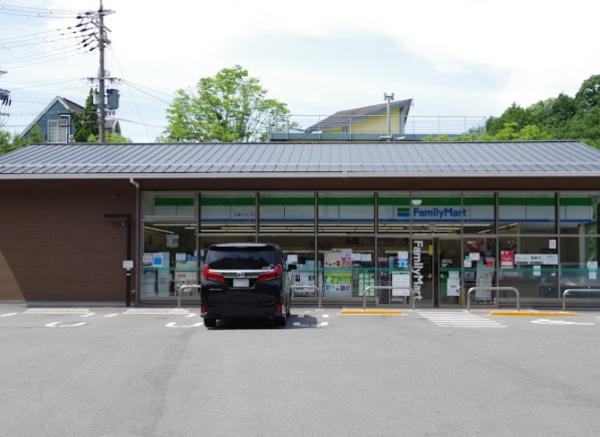大津市比叡平２丁目の土地(ファミリーマート大津ひえい平店)