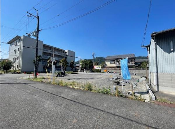 大津市尾花川