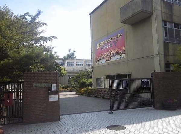 ディークラディア醍醐駅前(京都市立池田小学校)