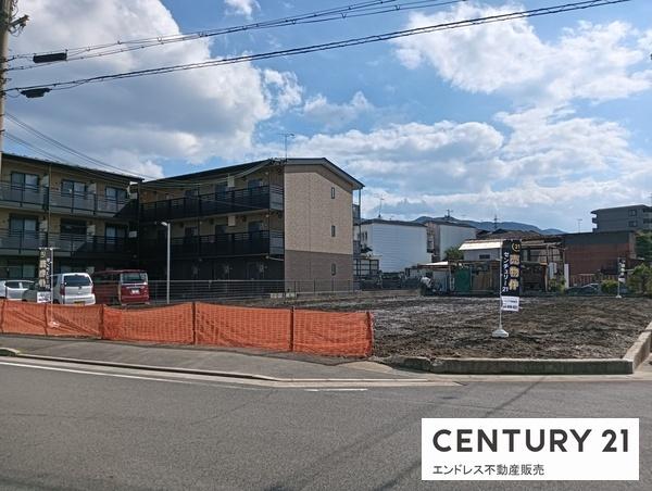 山科区勧修寺東北出町