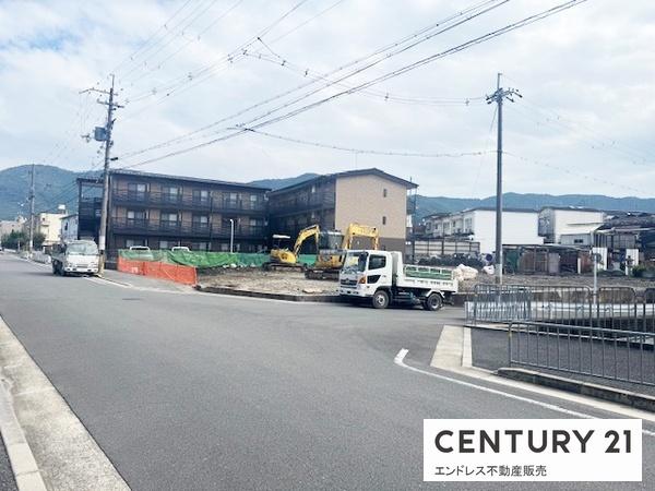山科区勧修寺東北出町