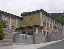 京都市伏見区醍醐柏森町の土地(京都市立春日丘中学校)