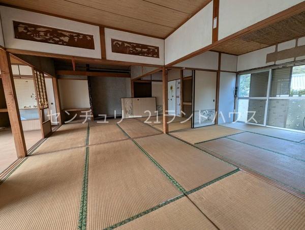霧島市牧園町上中津川の中古一戸建