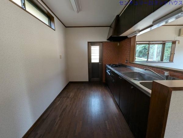 霧島市隼人町松永の中古一戸建