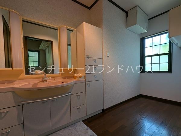 霧島市隼人町朝日の中古一戸建て