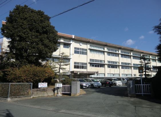 豊川市佐土町の中古一戸建て(豊川市立桜木小学校)